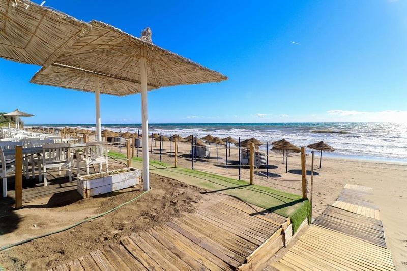 Oleholidays 617 Romana Playa Junto Al Mar Marbella Exteriör bild